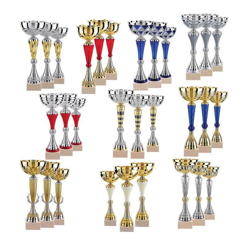 LOT DE 30 COUPES HAUTEUR MOYENNE 33,50 cm