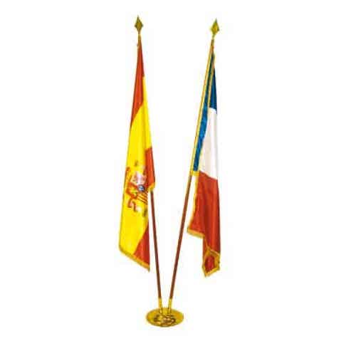 LOT DE 2 DRAPEAUX DE MAIRIE PRESTIGE FRANCE ET PAYS DU MONDE