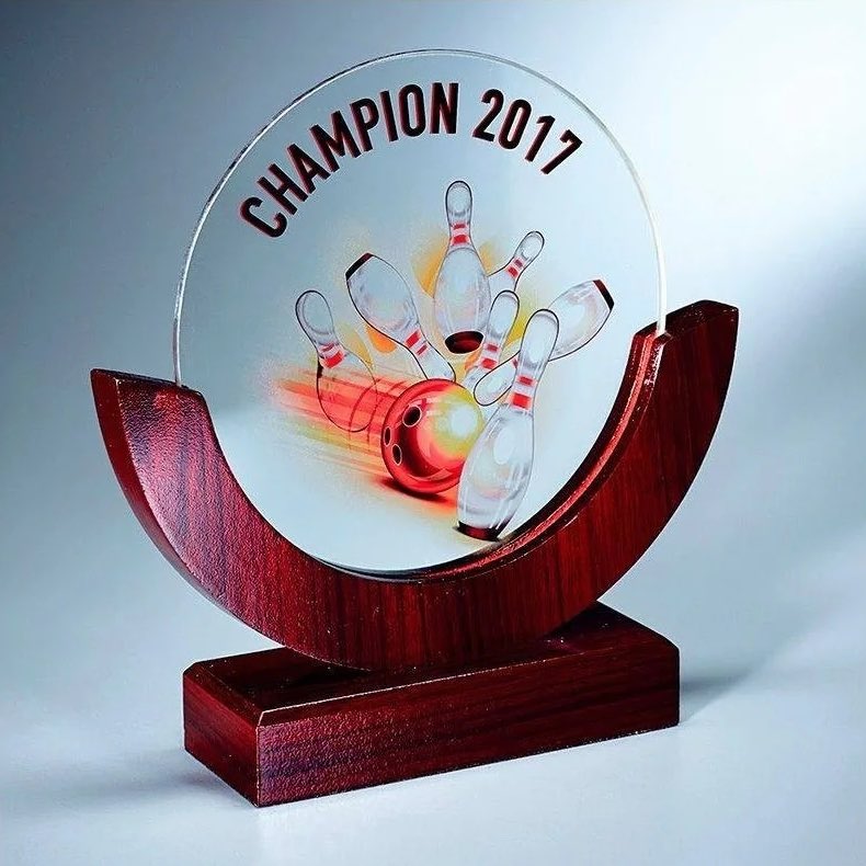 TROPHÉE VERRE ET BOIS ROND