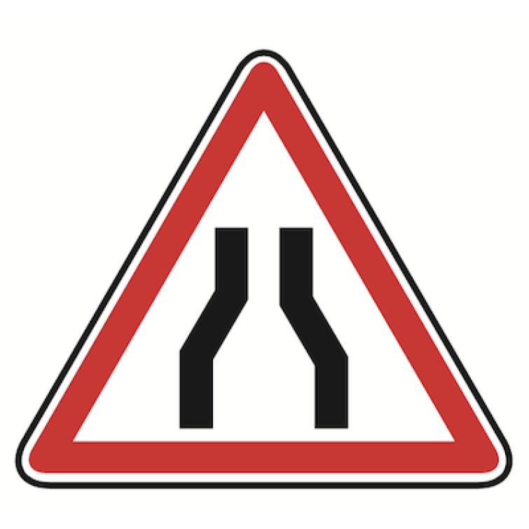 A3 "RÉTRÉCISSEMENT DE LA CHAUSSÉE"