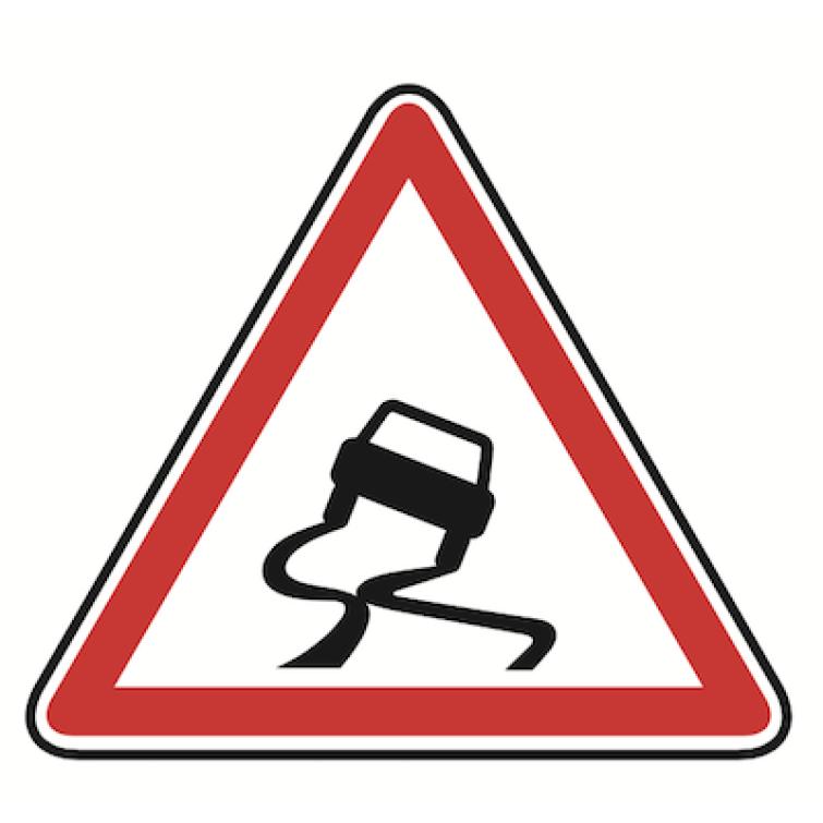 A4 "CHAUSSÉE GLISSANTE"