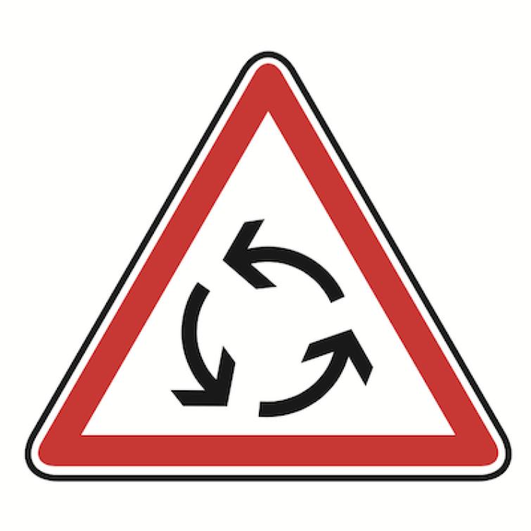 AB25 "CARREFOUR À SENS GIRATOIRE"